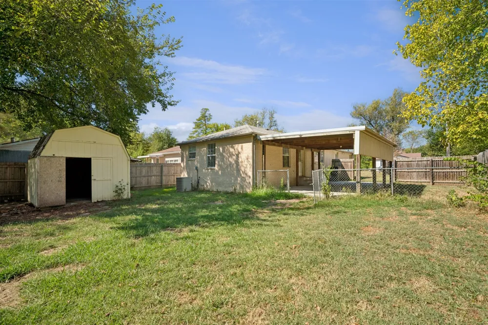 605 10th Street Collinsville, OK 74021
