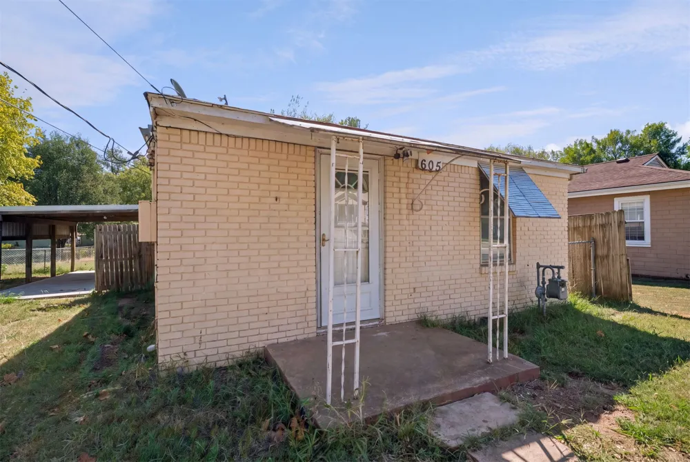 605 10th Street Collinsville, OK 74021