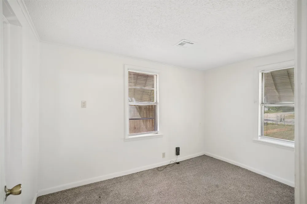 605 10th Street Collinsville, OK 74021