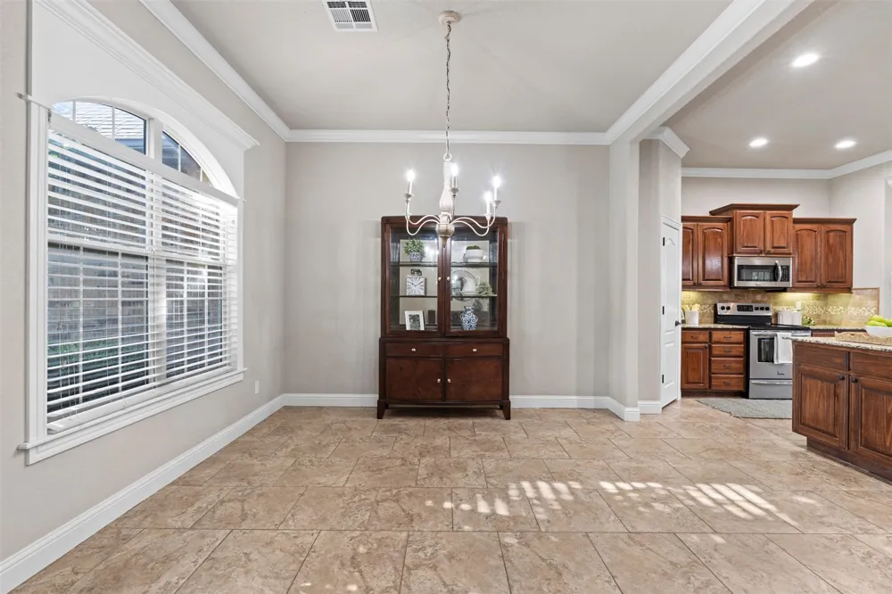2607 Churchill Bartlesville, OK 74006
