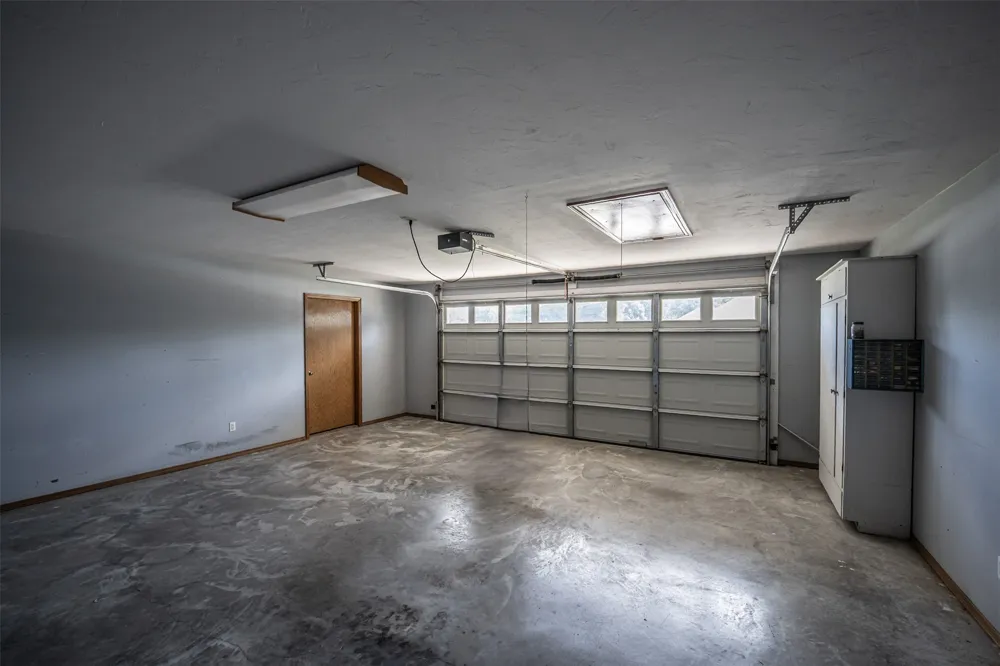 210 S 8th Davis, OK 73030