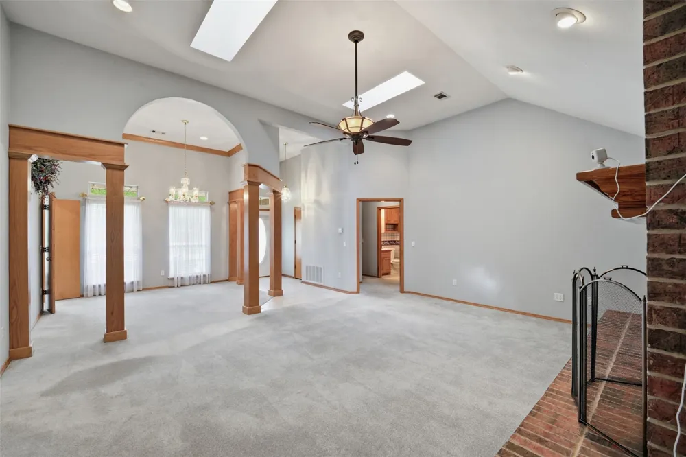 210 S 8th Davis, OK 73030