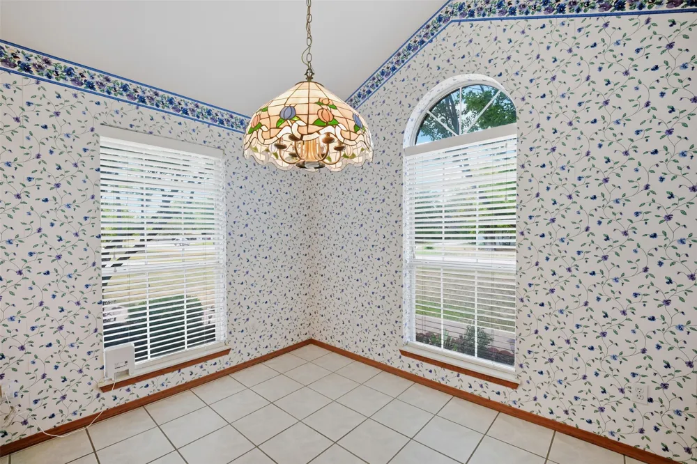210 S 8th Davis, OK 73030