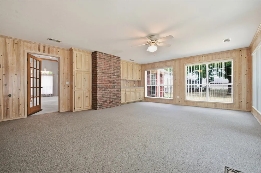 210 S 8th Davis, OK 73030