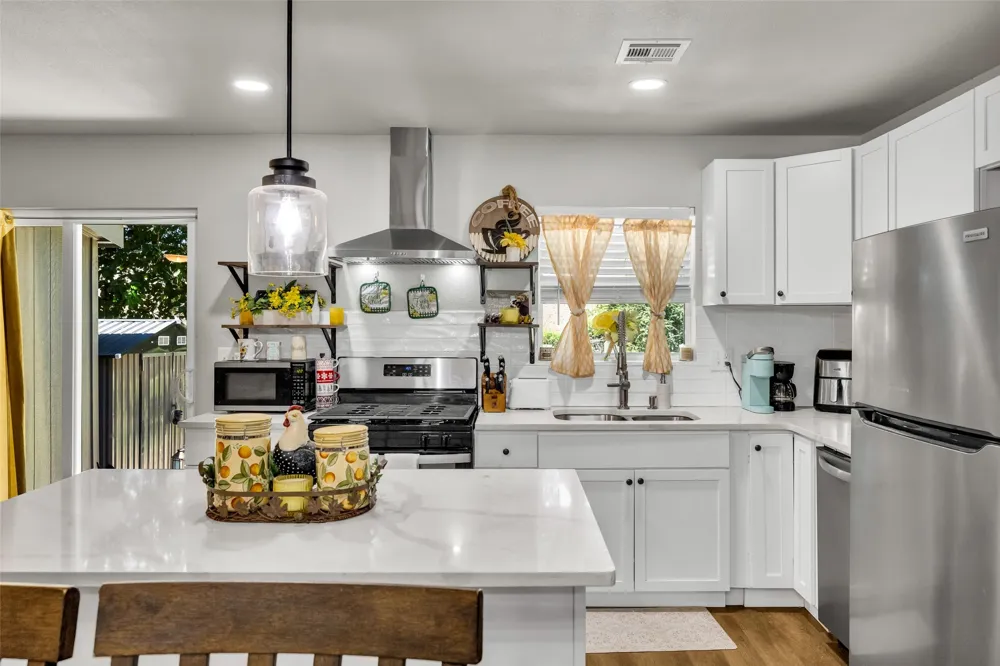 1441 E 52nd Street Tulsa, OK 74105