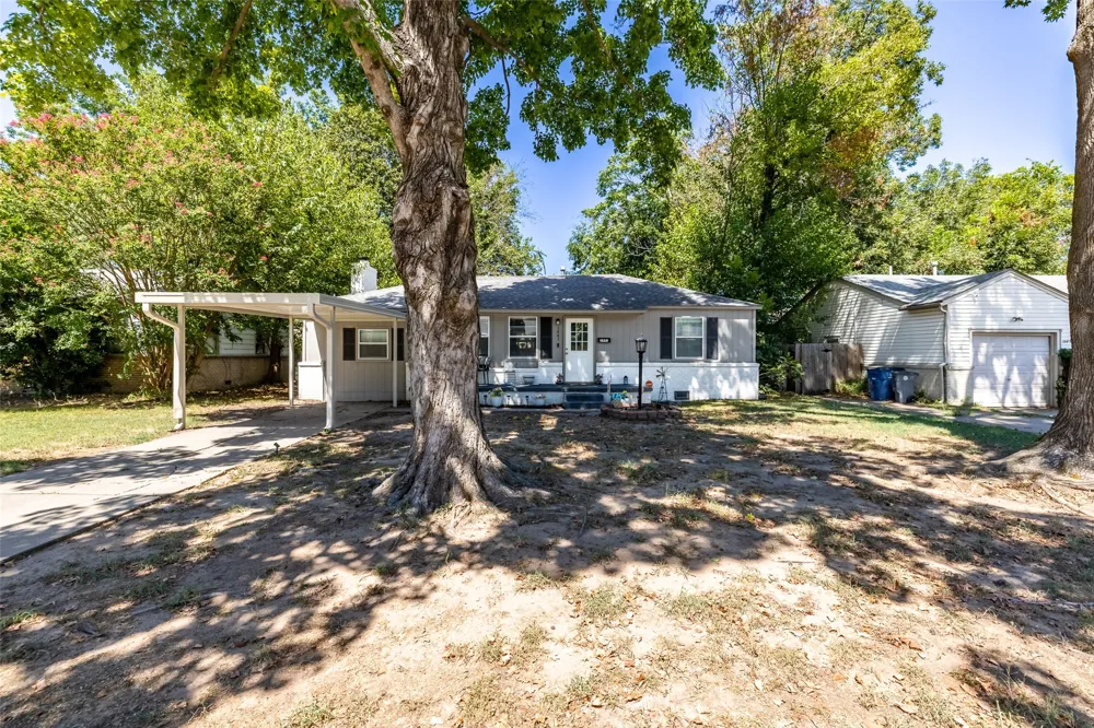 1441 E 52nd Street Tulsa, OK 74105