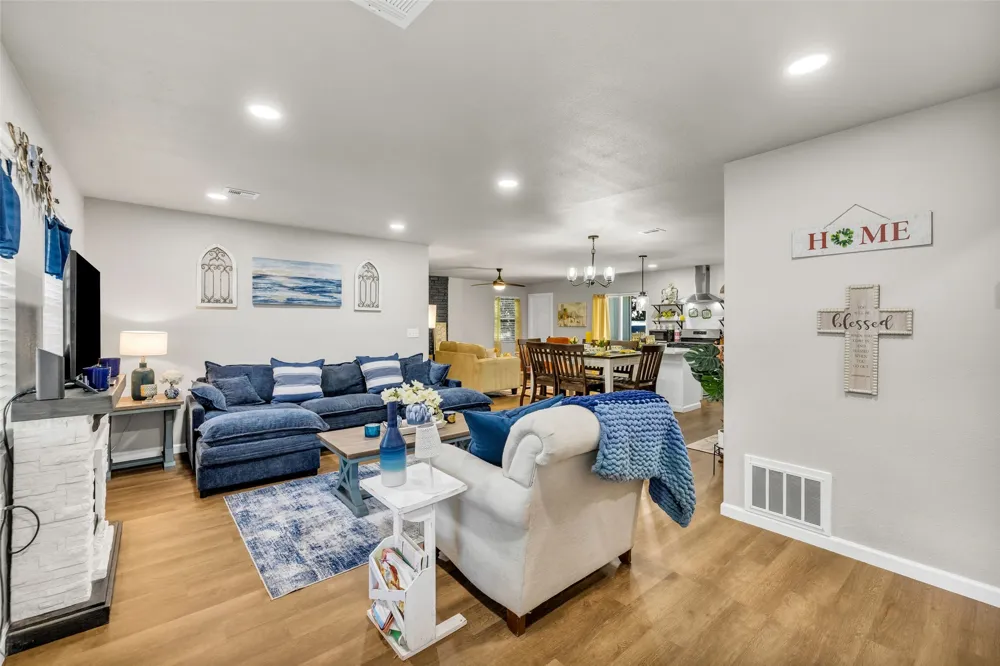 1441 E 52nd Street Tulsa, OK 74105