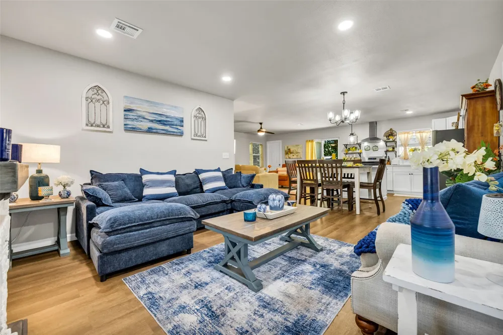 1441 E 52nd Street Tulsa, OK 74105