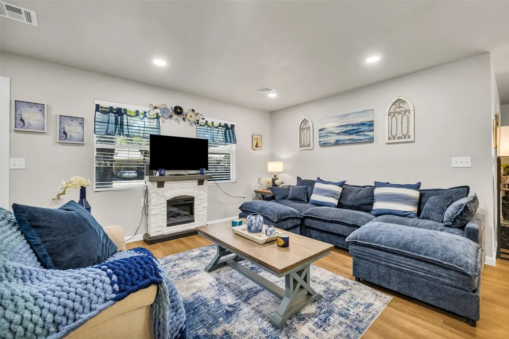 1441 E 52nd Street Tulsa, OK 74105