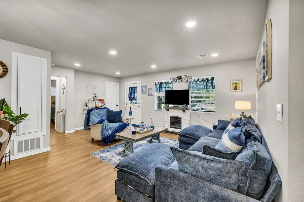 1441 E 52nd Street Tulsa, OK 74105