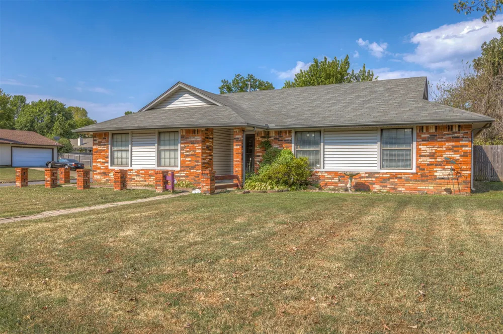 4020 S Birch Place Broken Arrow, OK 74011