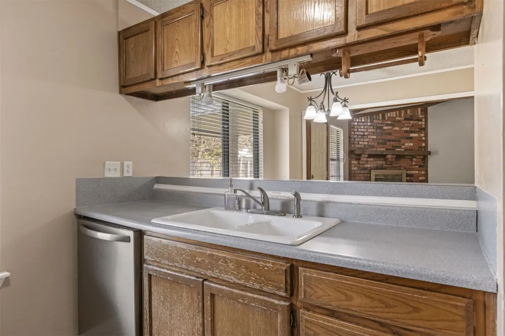 4020 S Birch Place Broken Arrow, OK 74011