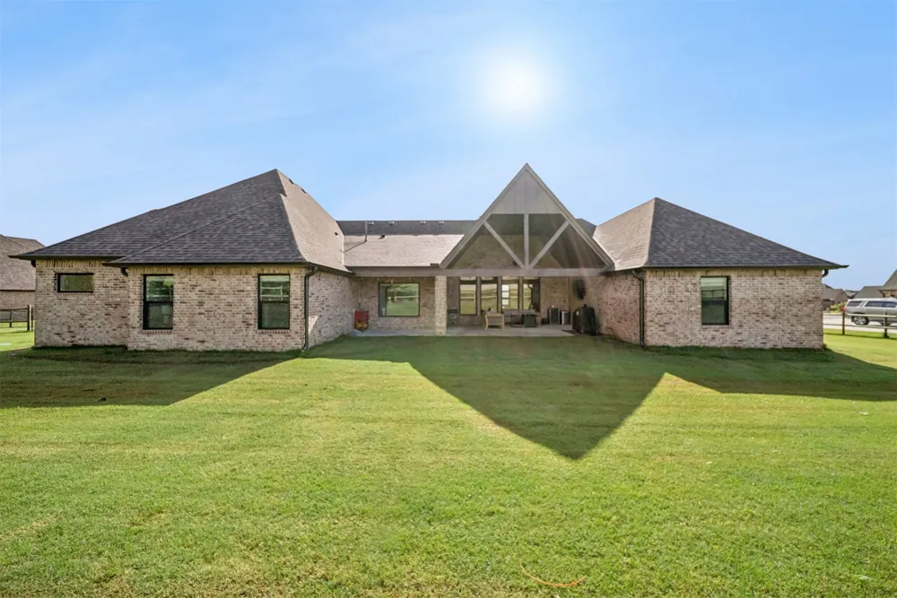 11244 S 219th East Avenue Broken Arrow, OK 74014