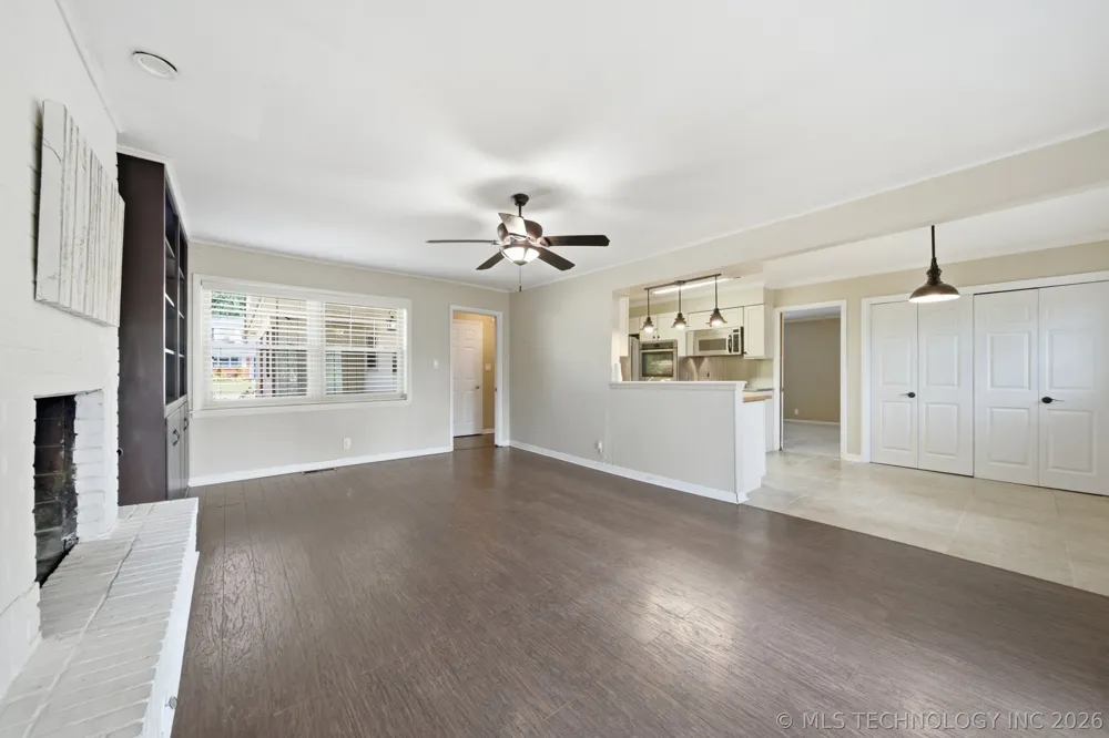 5710 E 44th Street Tulsa, OK 74135