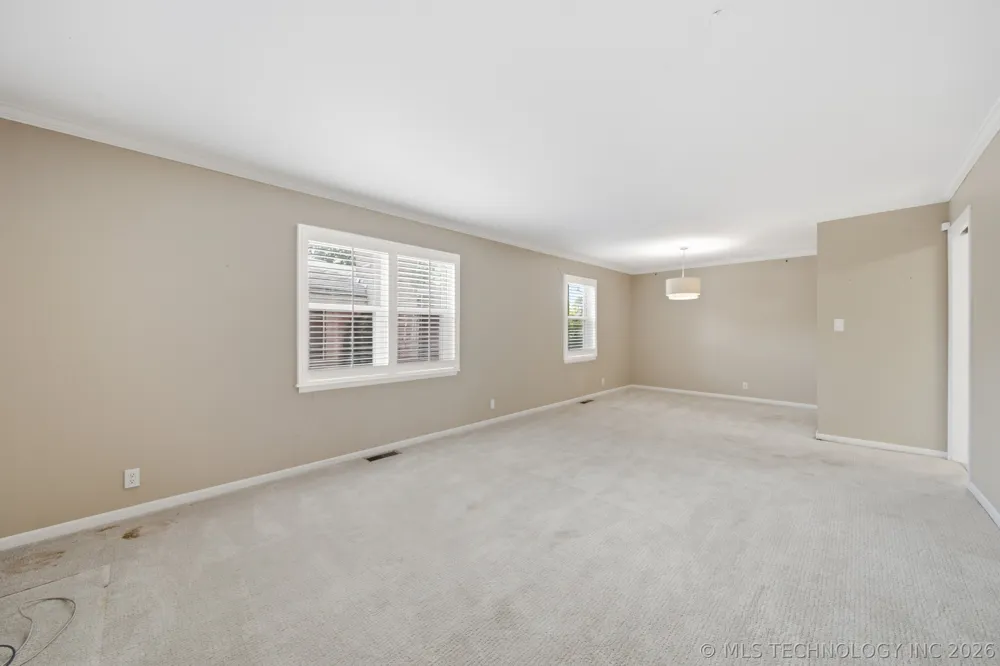 5710 E 44th Street Tulsa, OK 74135
