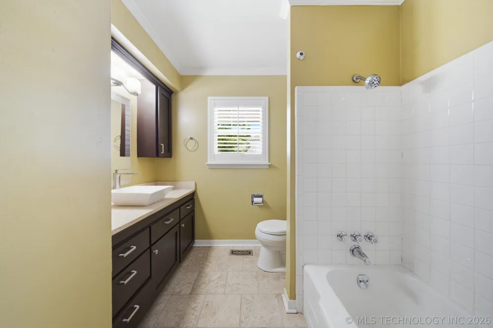 5710 E 44th Street Tulsa, OK 74135