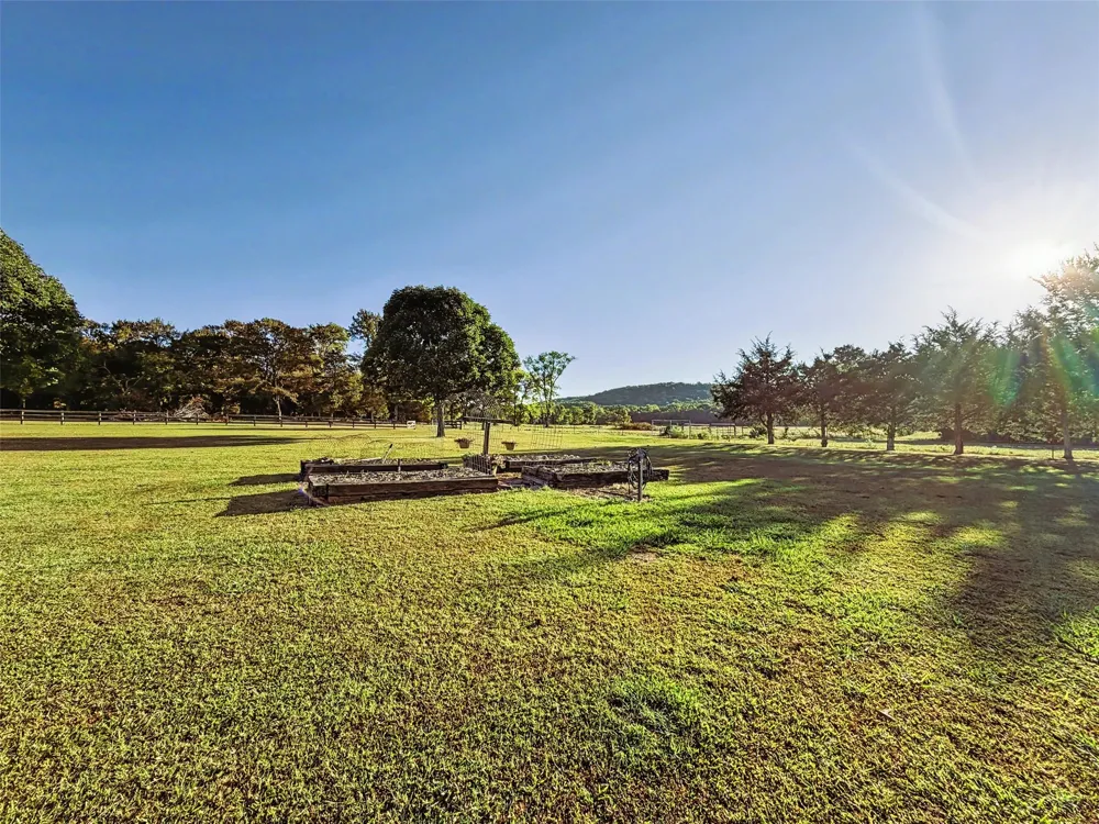 19216 W Pettit Bay Road Park Hill, OK 74451