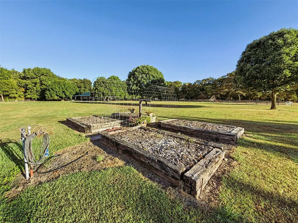 19216 W Pettit Bay Road Park Hill, OK 74451