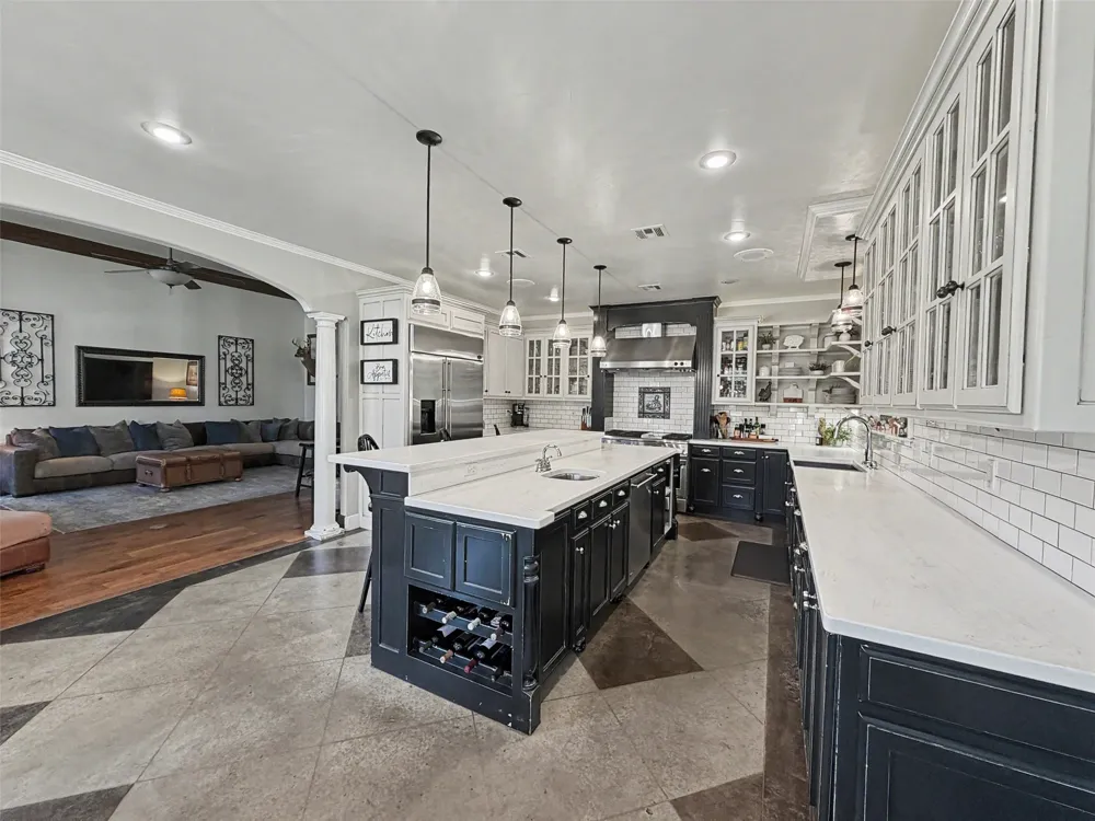 19216 W Pettit Bay Road Park Hill, OK 74451