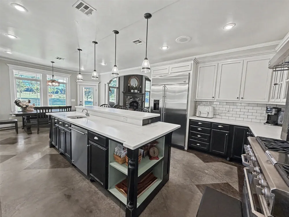 19216 W Pettit Bay Road Park Hill, OK 74451