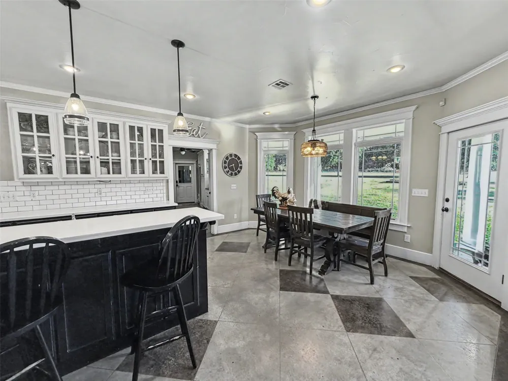 19216 W Pettit Bay Road Park Hill, OK 74451
