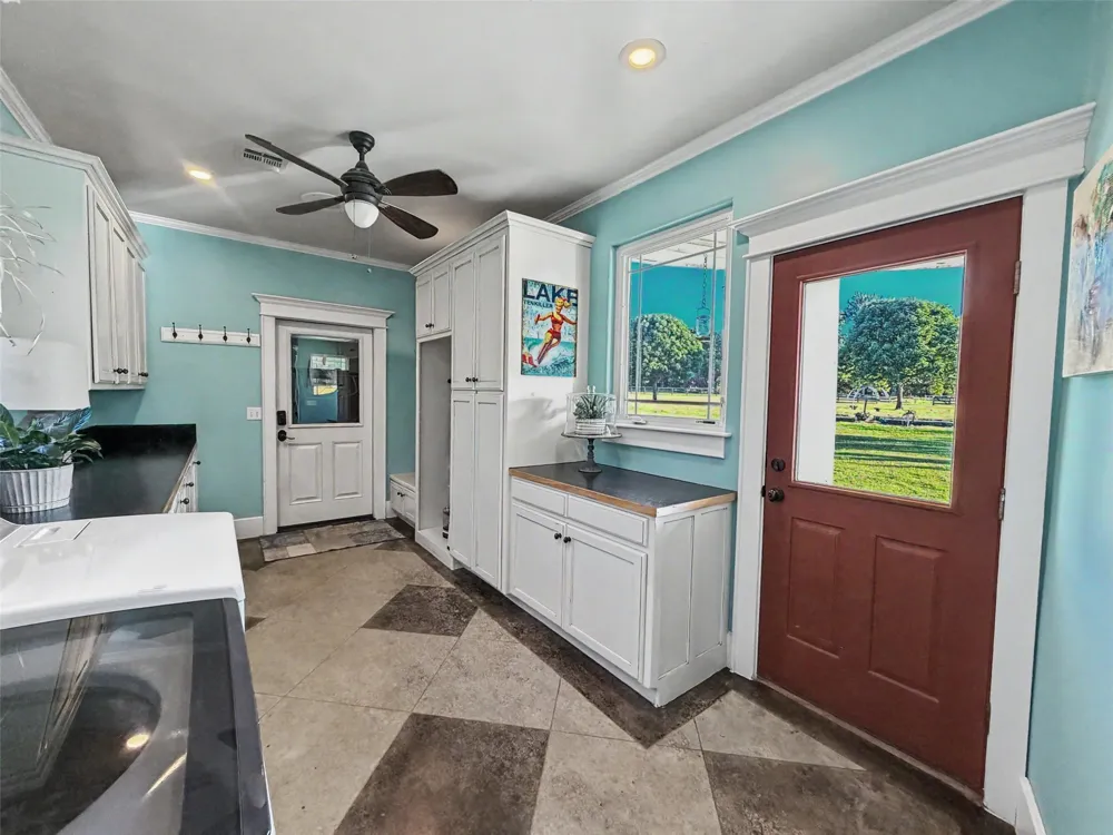 19216 W Pettit Bay Road Park Hill, OK 74451