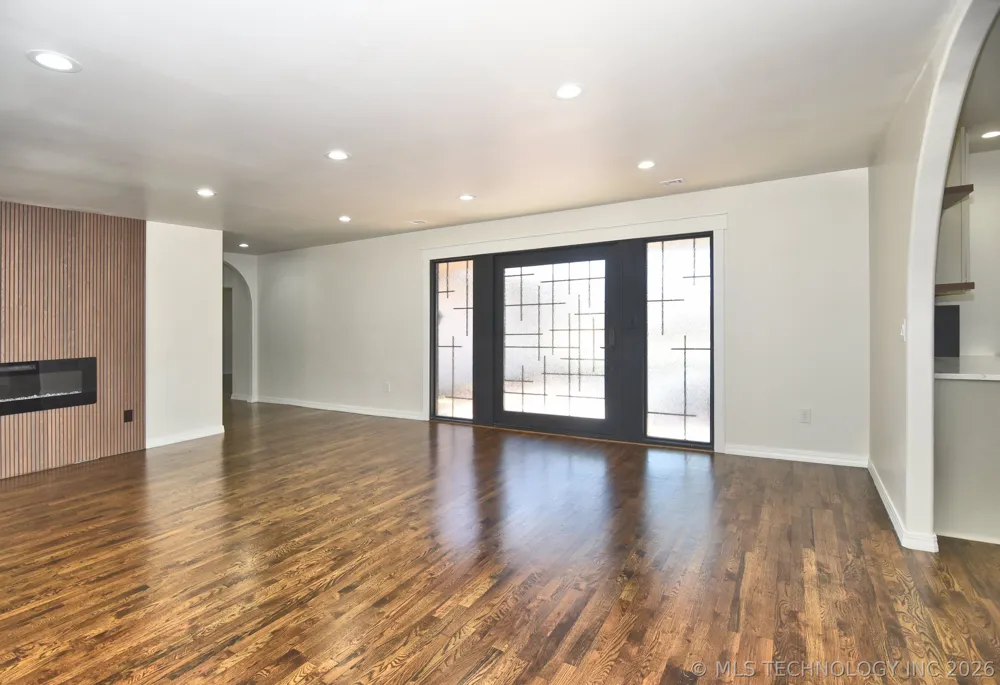 6213 E 49th Street Tulsa, OK 74135