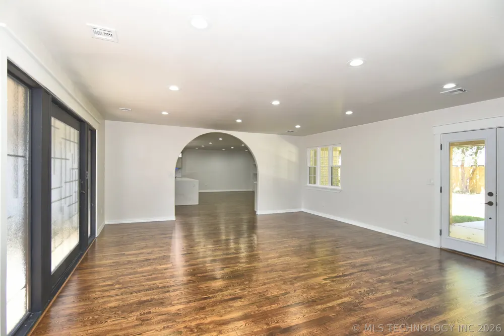 6213 E 49th Street Tulsa, OK 74135