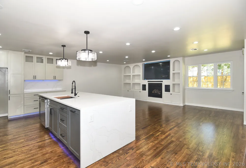 6213 E 49th Street Tulsa, OK 74135