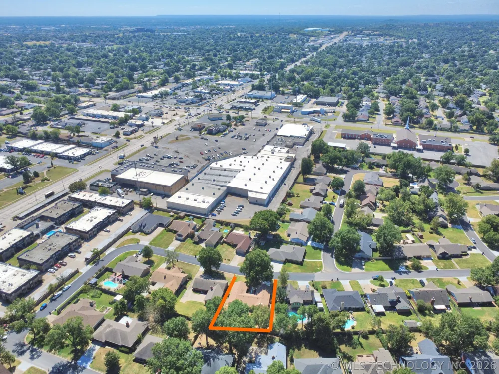 6213 E 49th Street Tulsa, OK 74135