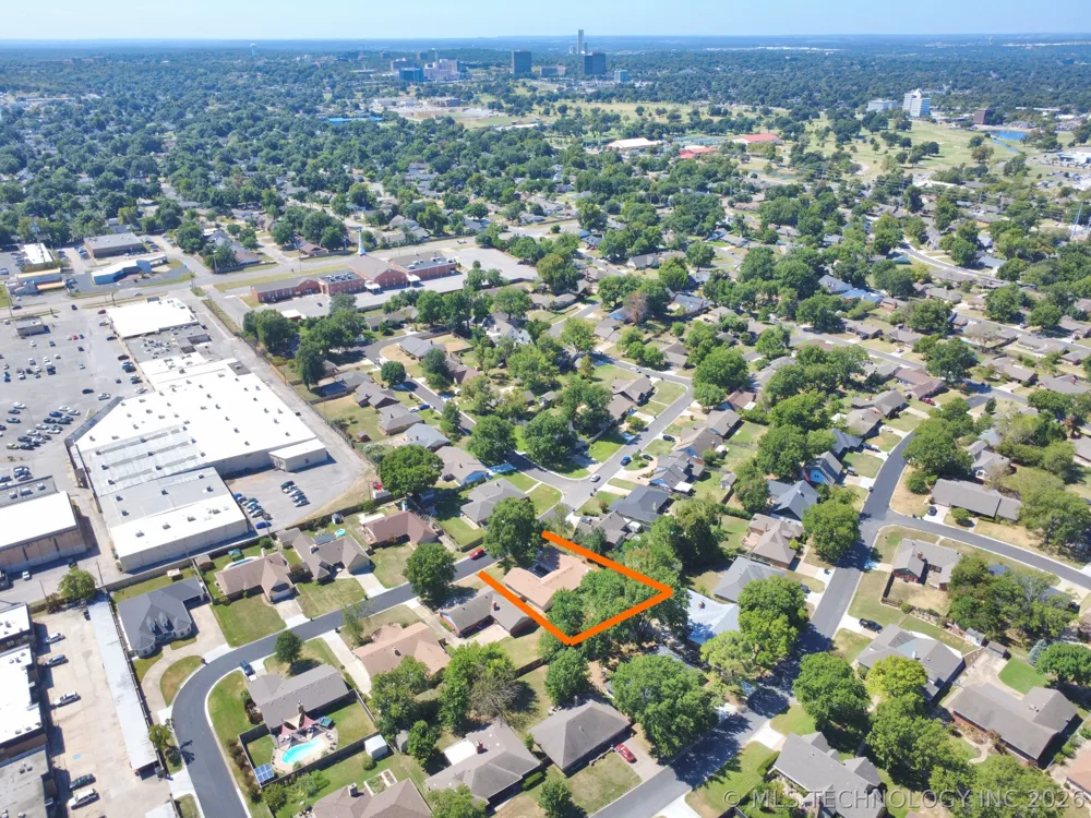 6213 E 49th Street Tulsa, OK 74135