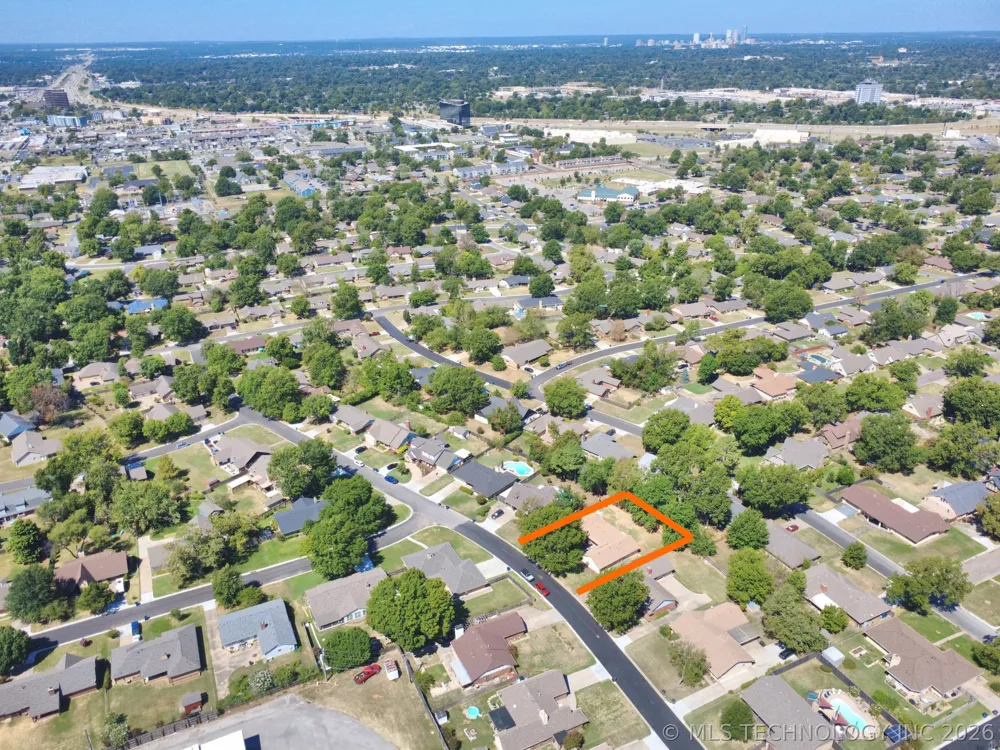 6213 E 49th Street Tulsa, OK 74135