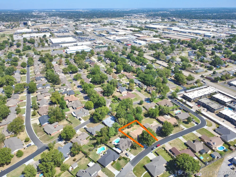 6213 E 49th Street Tulsa, OK 74135