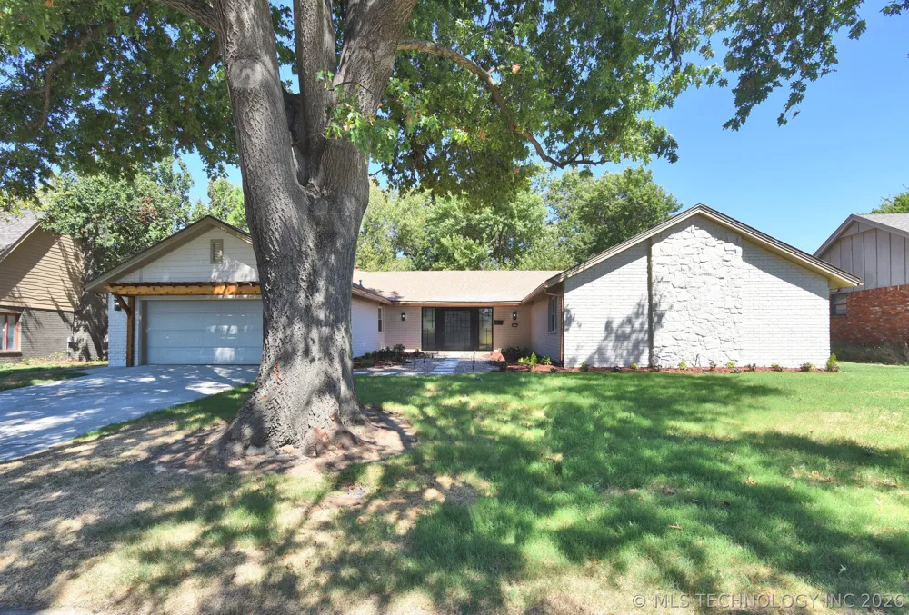 6213 E 49th Street Tulsa, OK 74135
