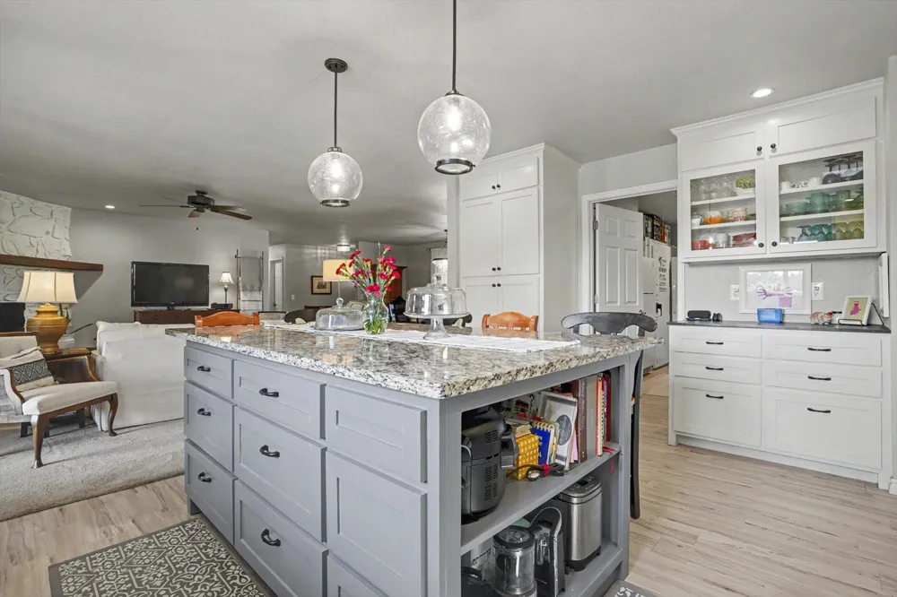 8225 Lamb Terrace Broken Arrow, OK 74014