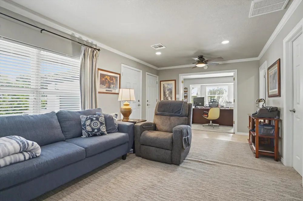 8225 Lamb Terrace Broken Arrow, OK 74014