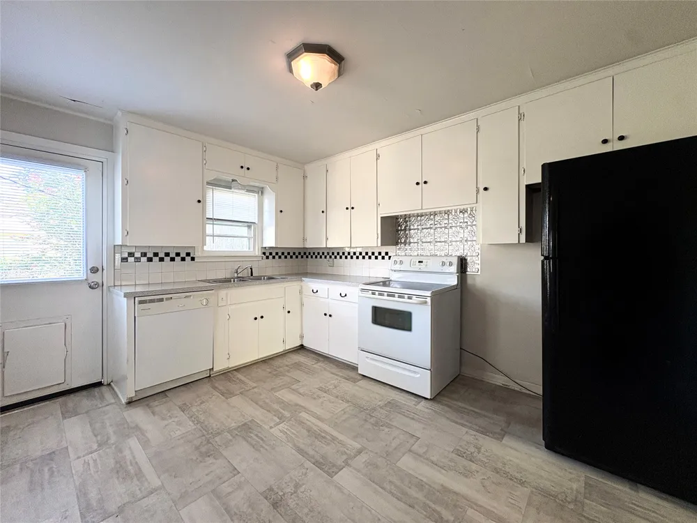 4807 S Detroit Avenue Tulsa, OK 74105