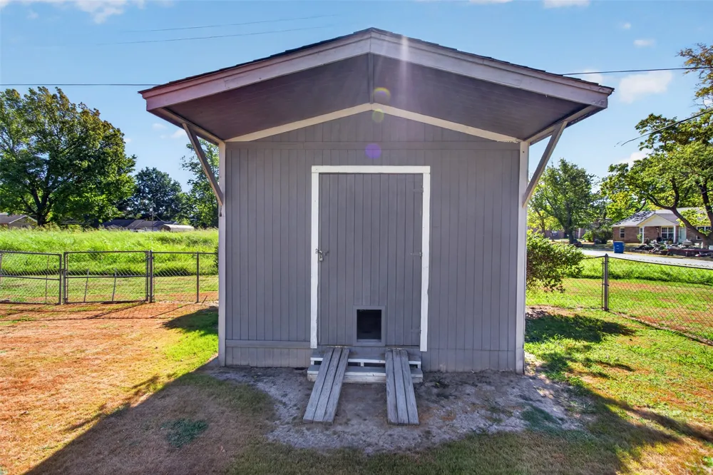 102 NE 1st Street Adair, OK 74330