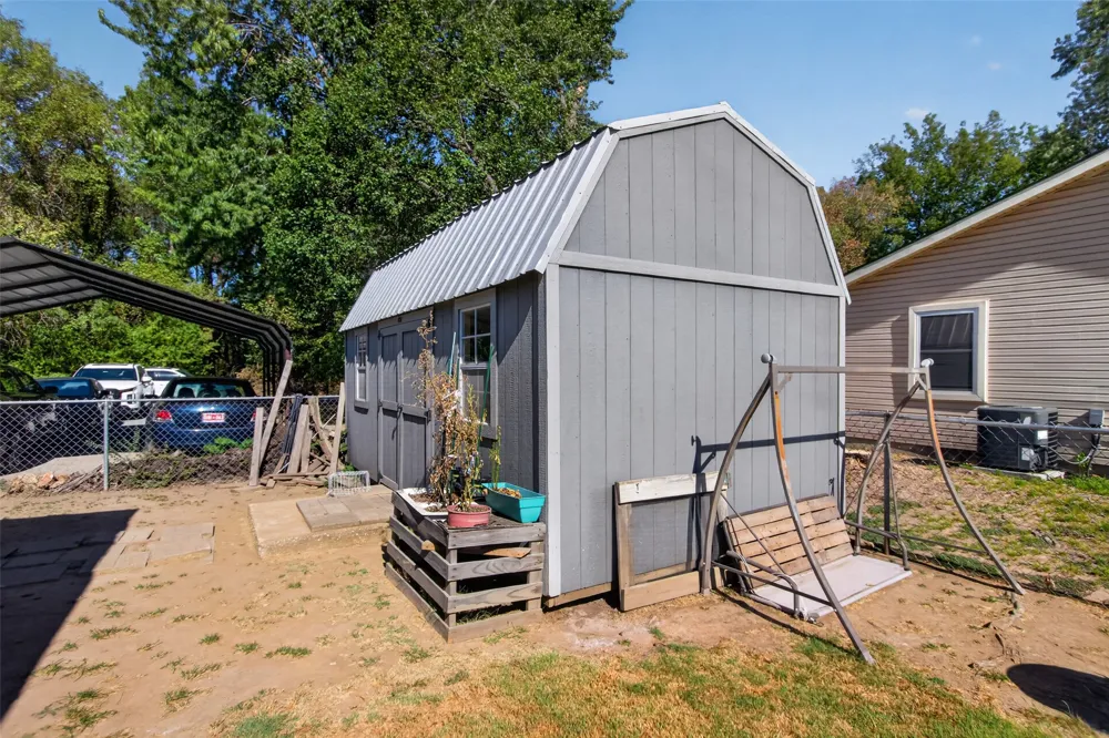 102 NE 1st Street Adair, OK 74330
