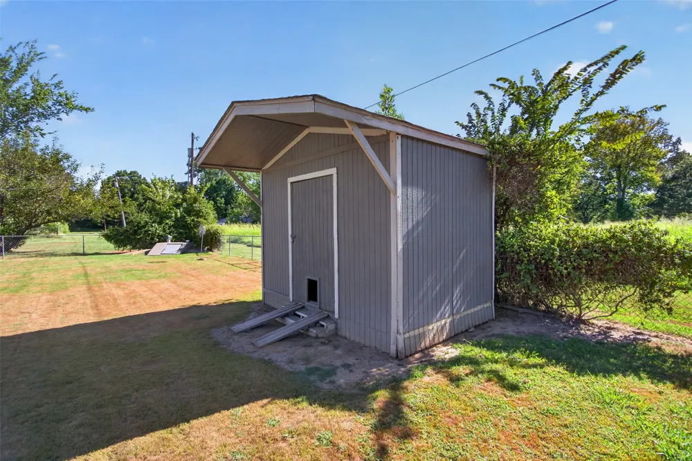 102 NE 1st Street Adair, OK 74330