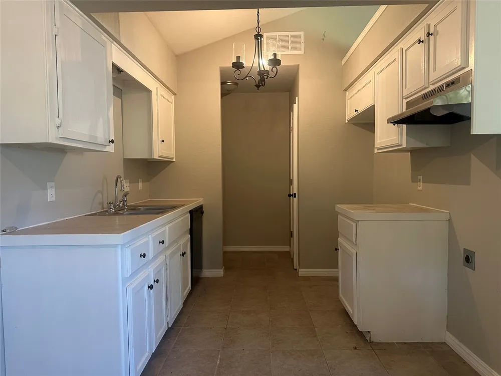 503 Quail Lake Drive Henryetta, OK 74437