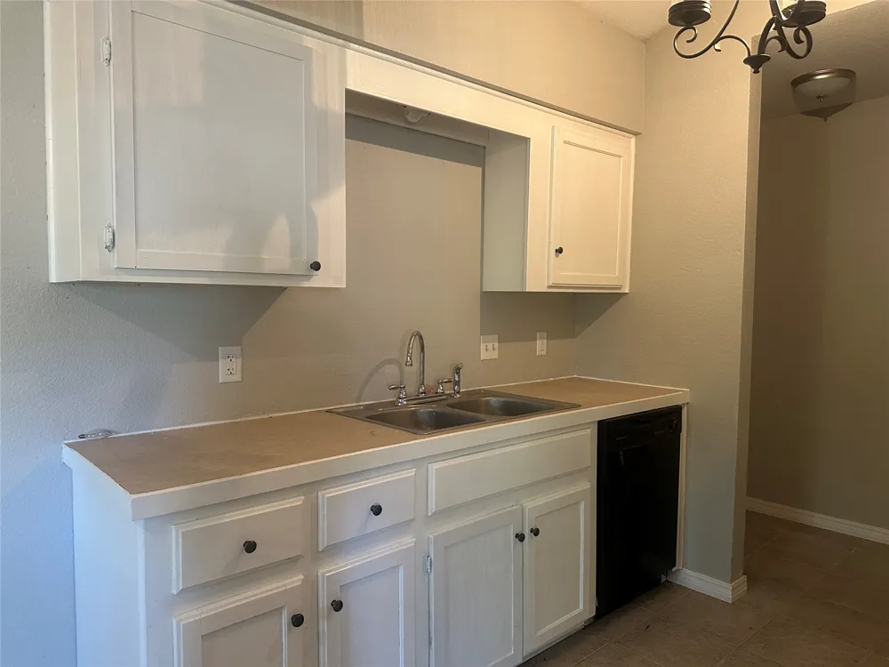 503 Quail Lake Drive Henryetta, OK 74437