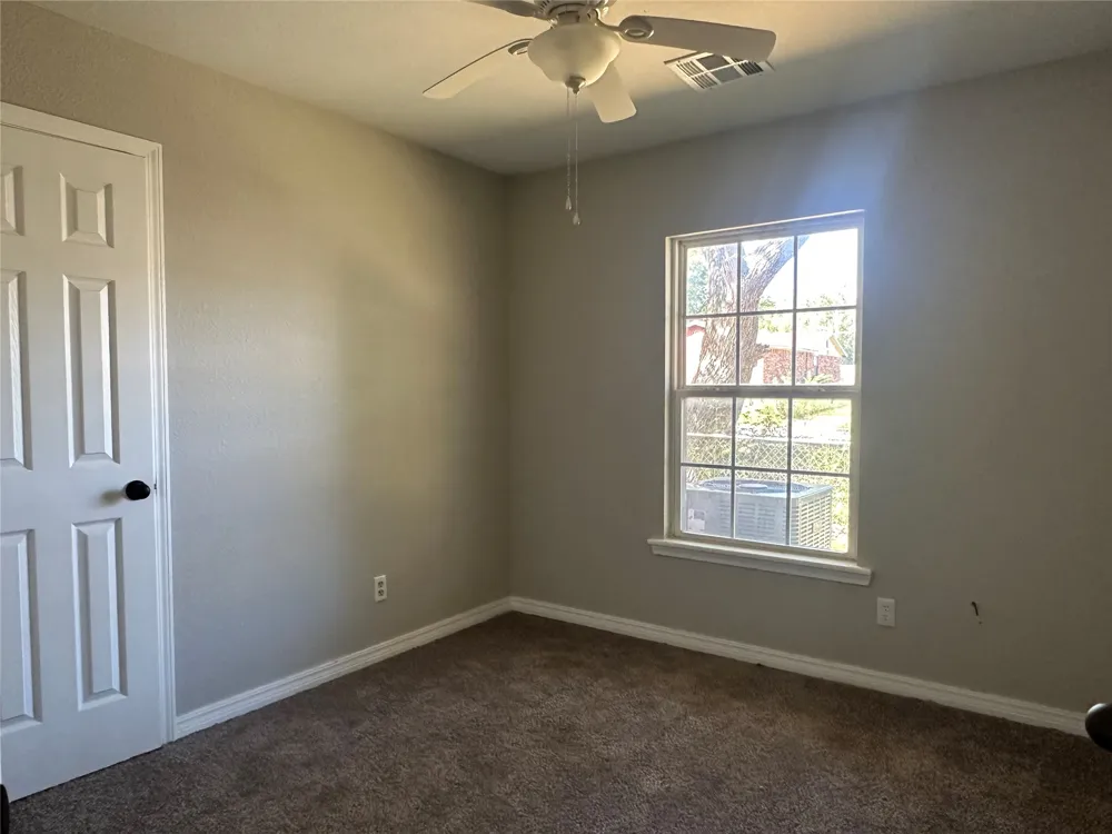 503 Quail Lake Drive Henryetta, OK 74437