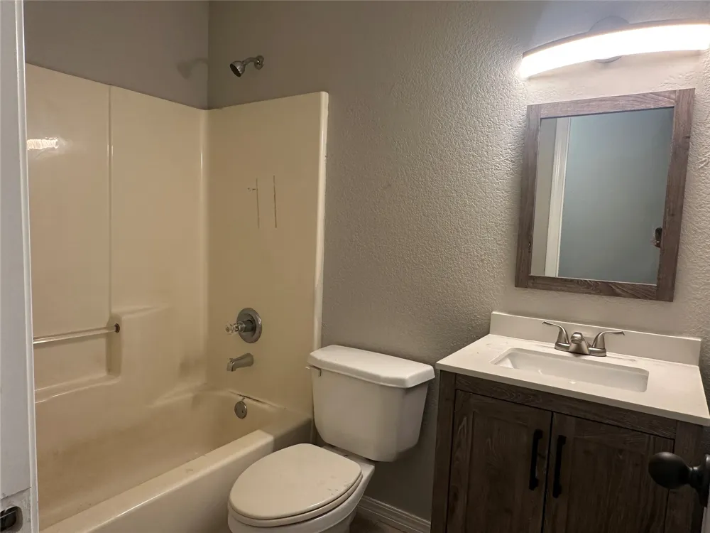 503 Quail Lake Drive Henryetta, OK 74437