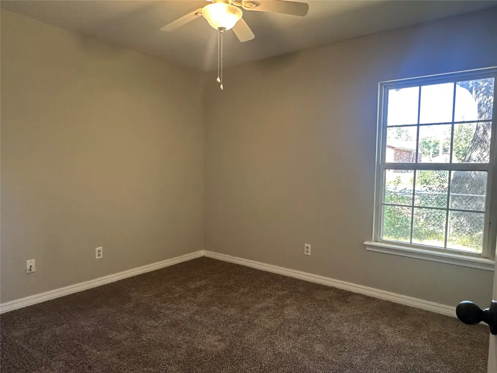 503 Quail Lake Drive Henryetta, OK 74437