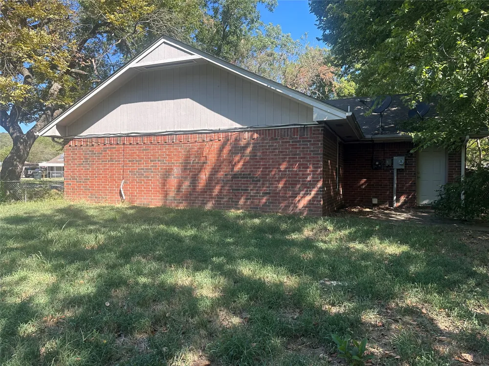 503 Quail Lake Drive Henryetta, OK 74437