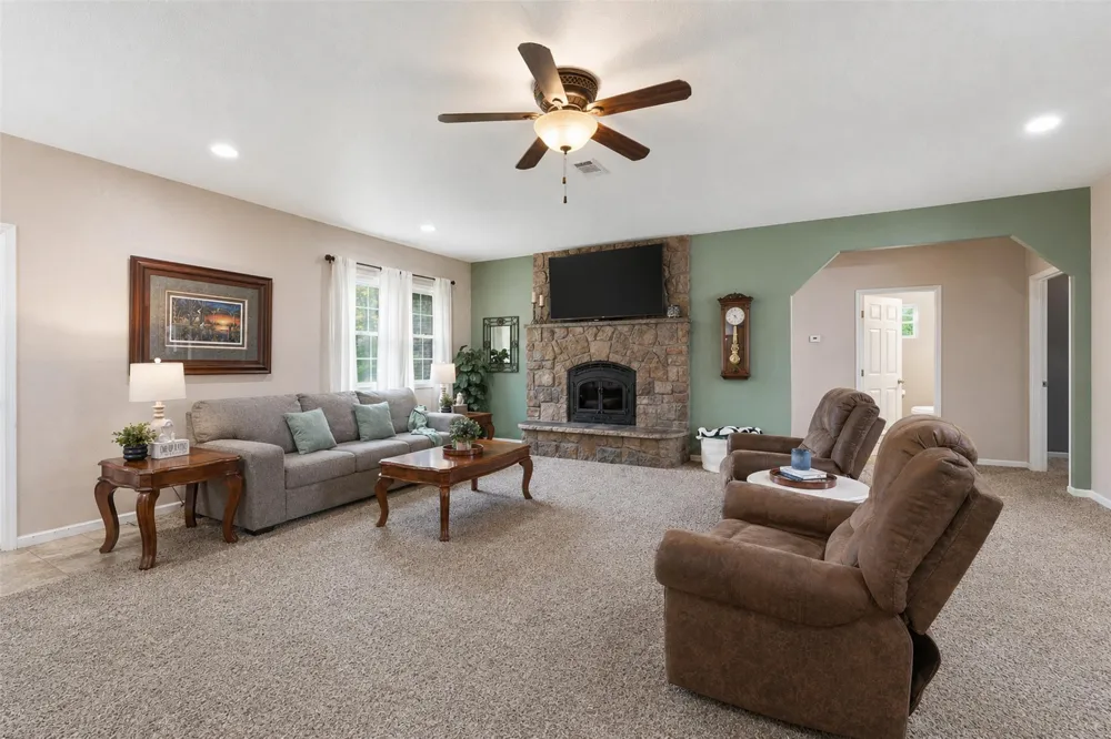 100712 S 4790 Muldrow, OK 74948