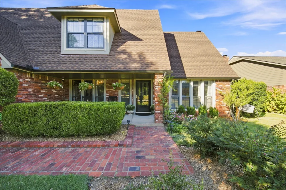 8415 E 107th Street Tulsa, OK 74133