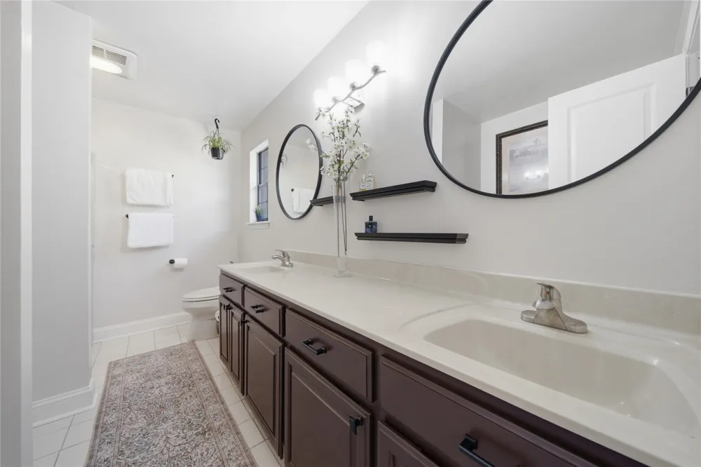 8415 E 107th Street Tulsa, OK 74133