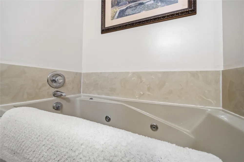 8415 E 107th Street Tulsa, OK 74133